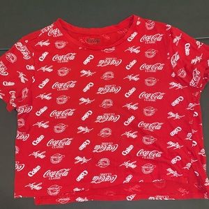 Juniors Large Coca-Cola Shirt